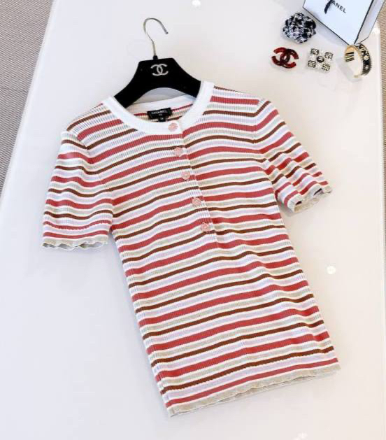 ФУТБОЛКА CHANEL детальное фото