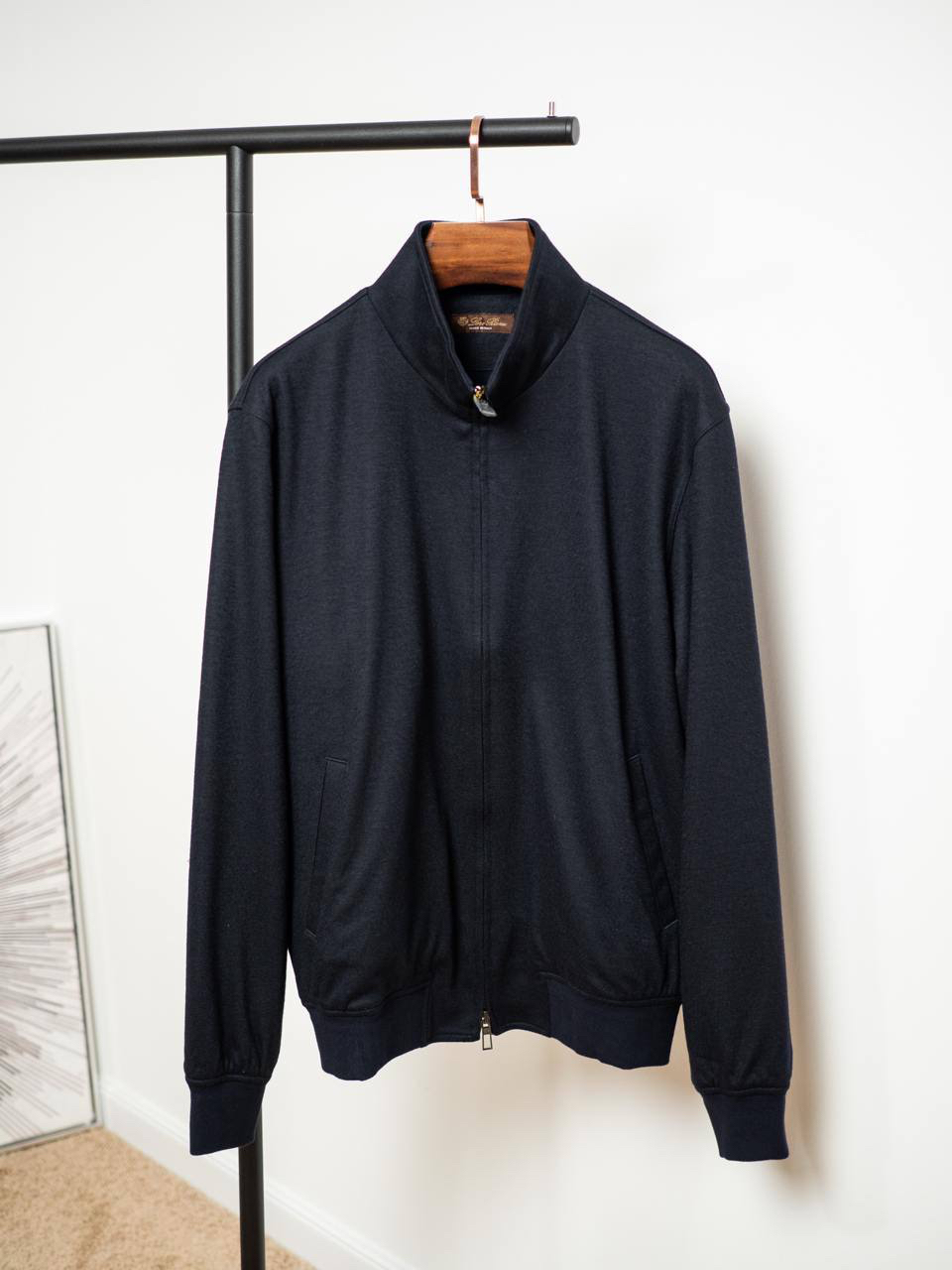 МУЖСКОЙ КОСТЮМ LORO PIANA детальное фото