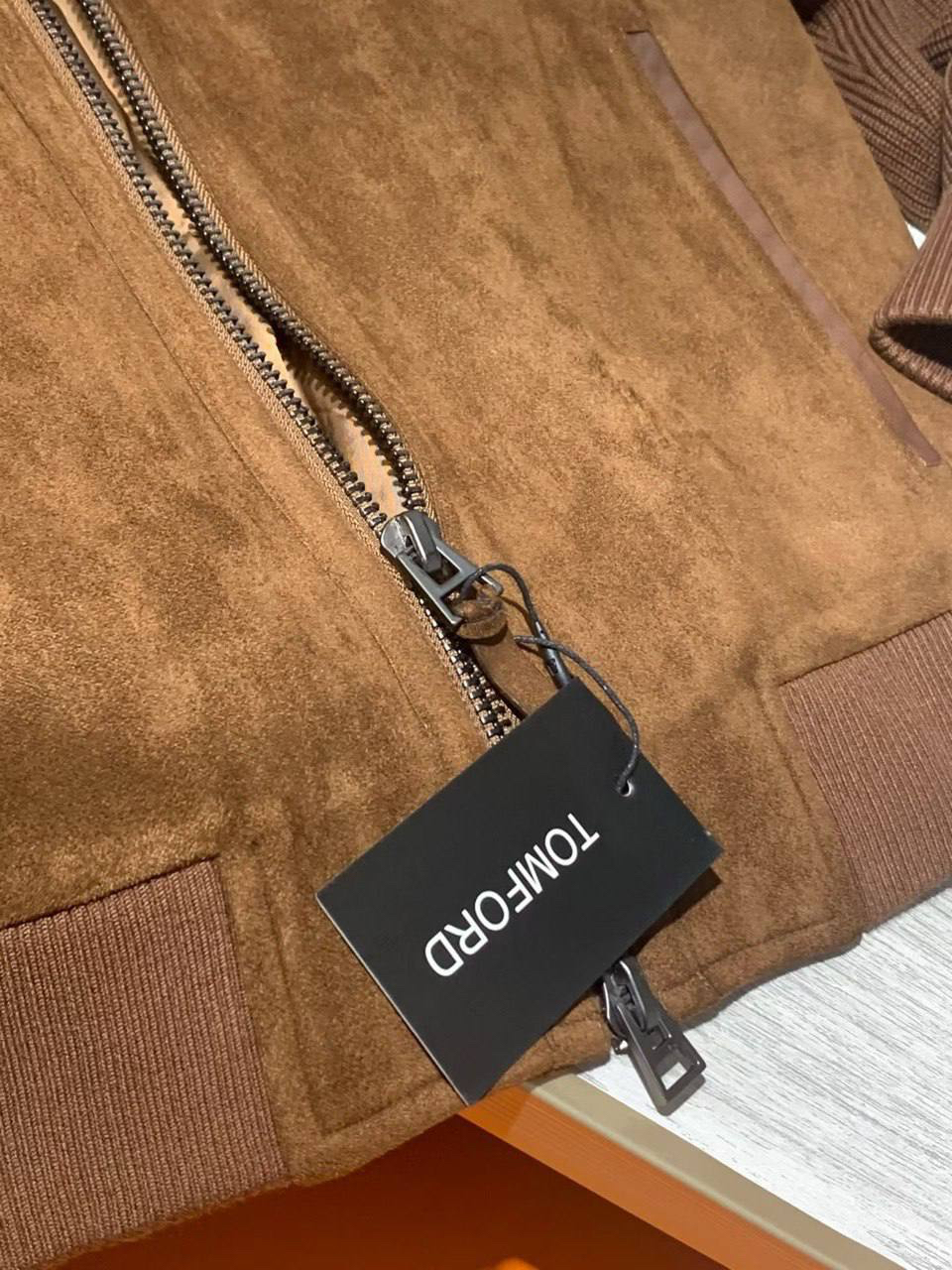 МУЖСКАЯ КУРТКА TOM FORD детальное фото