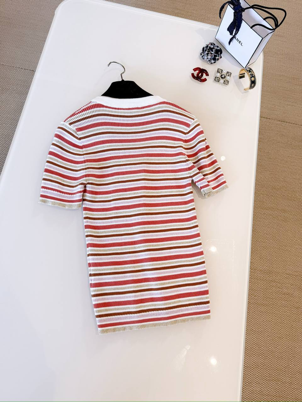 ФУТБОЛКА CHANEL детальное фото