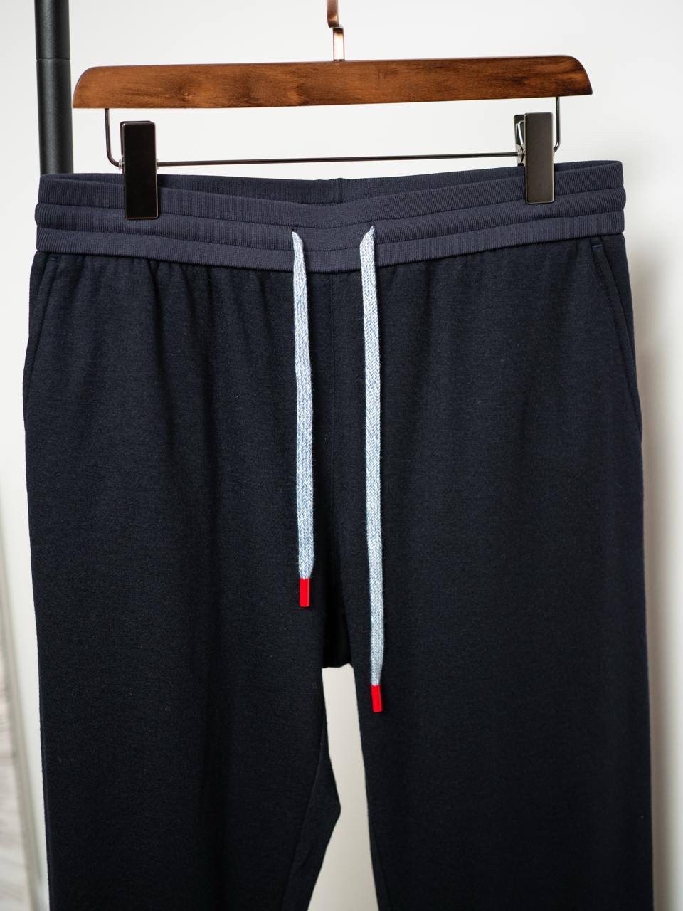 МУЖСКОЙ КОСТЮМ KITON детальное фото