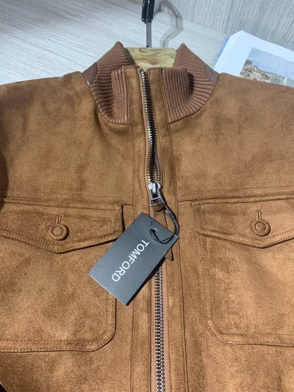 МУЖСКАЯ КУРТКА TOM FORD детальное фото