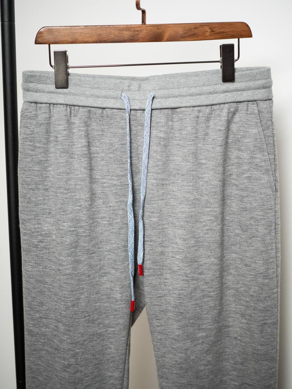 МУЖСКОЙ КОСТЮМ KITON детальное фото