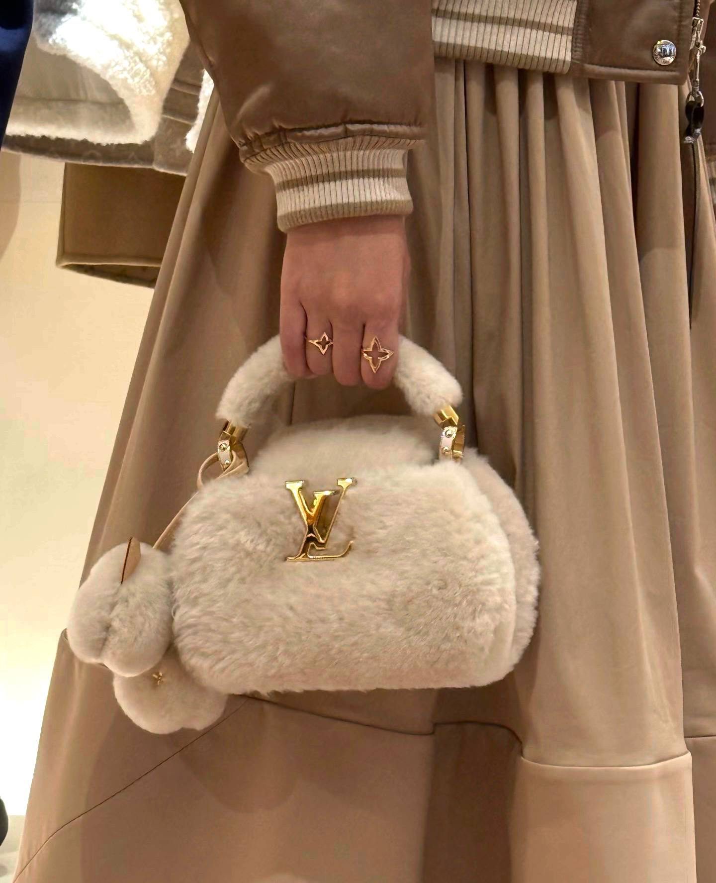 СУМКА LOUIS VUITTON детальное фото