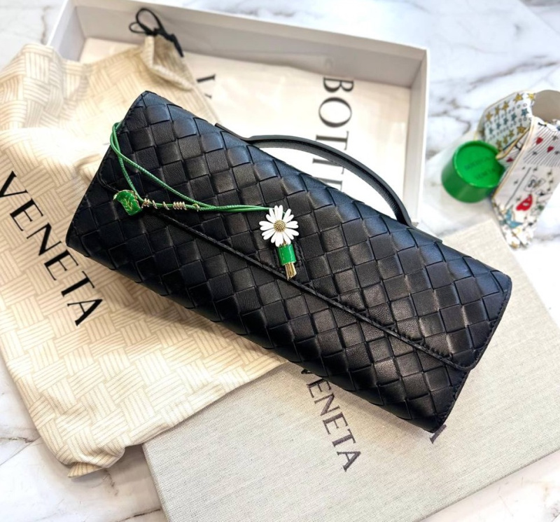 КЛАТЧ BOTTEGA VENETA фото