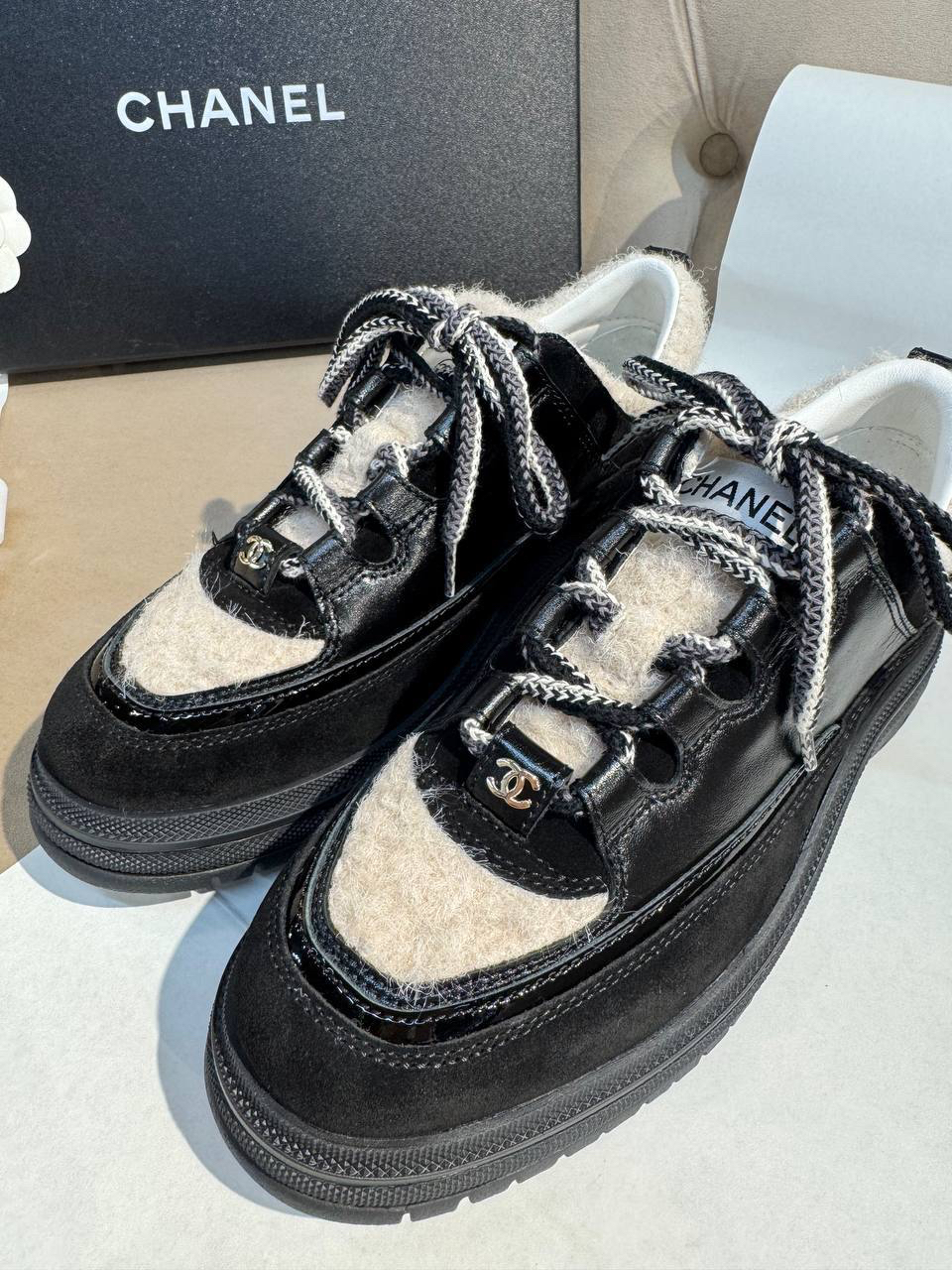 КРОССОВКИ CHANEL детальное фото