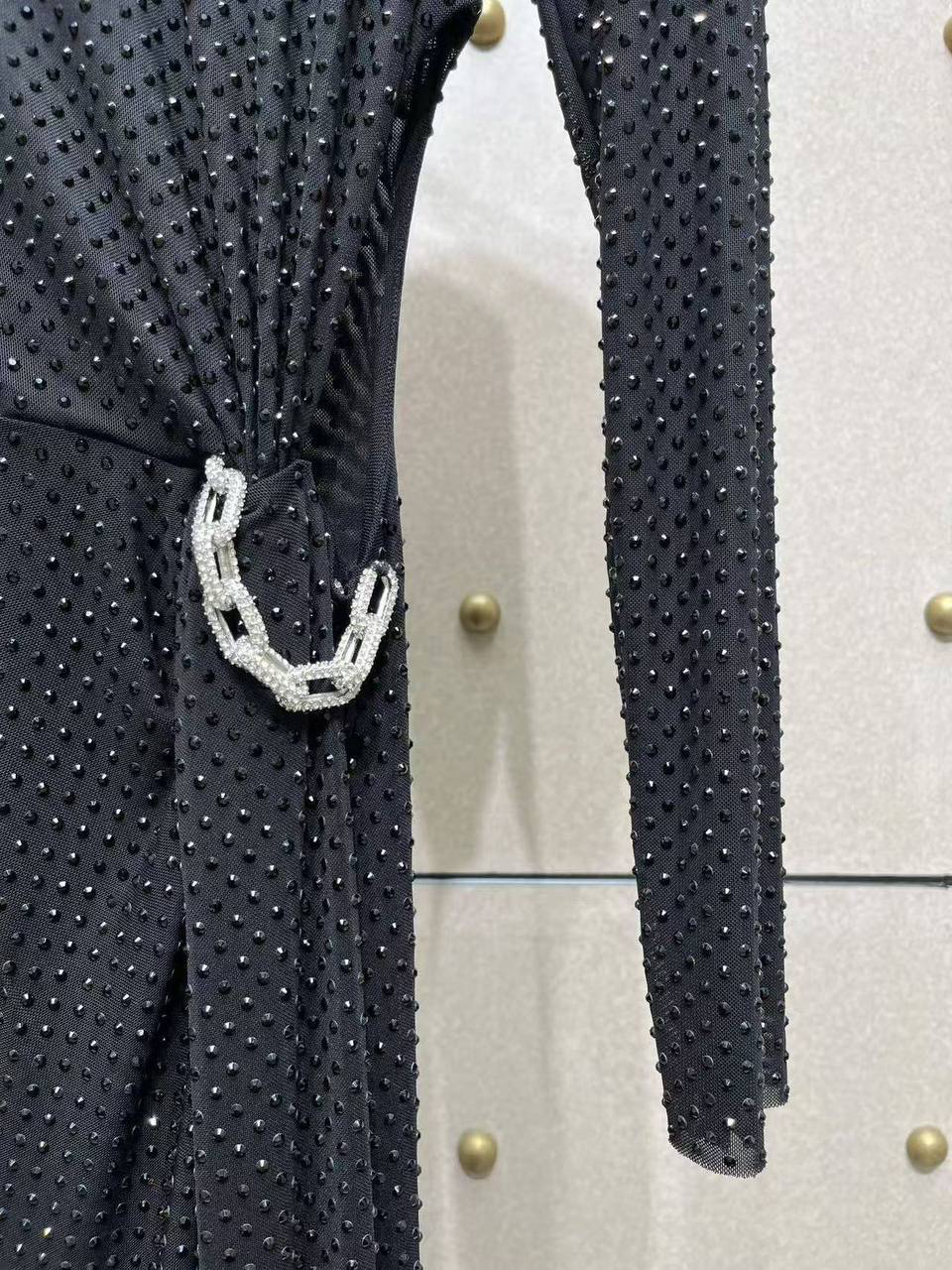 ПЛАТЬЕ SELF-PORTRAIT детальное фото